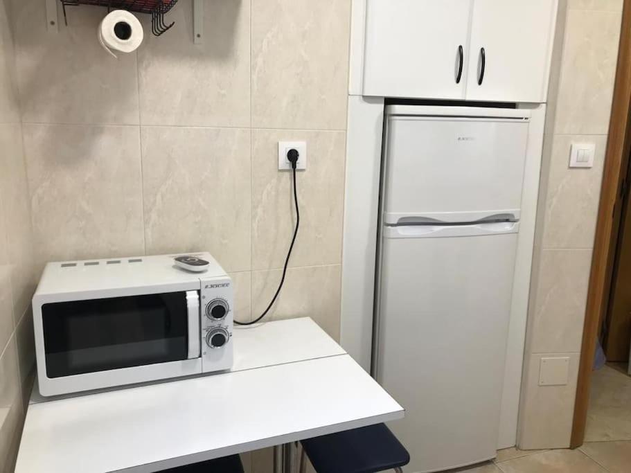 Piso Centrico Cerca De La Playa Apartment A Coruna Luaran gambar