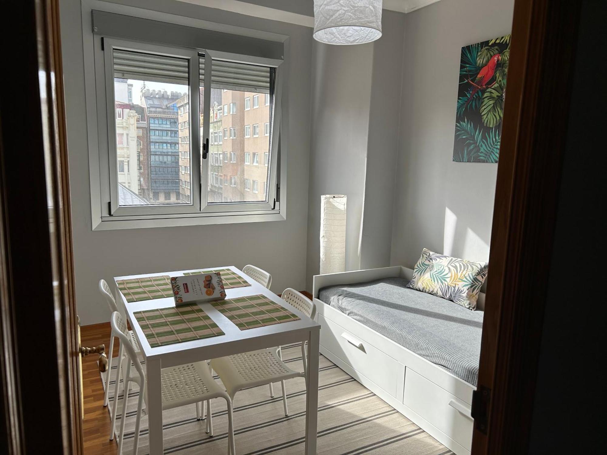 Piso Centrico Cerca De La Playa Apartment A Coruna Luaran gambar